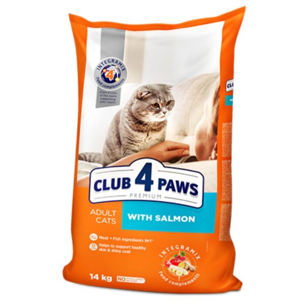 CLUB 4 PAWS Премиум храна за котки със сьомга 14 кг.